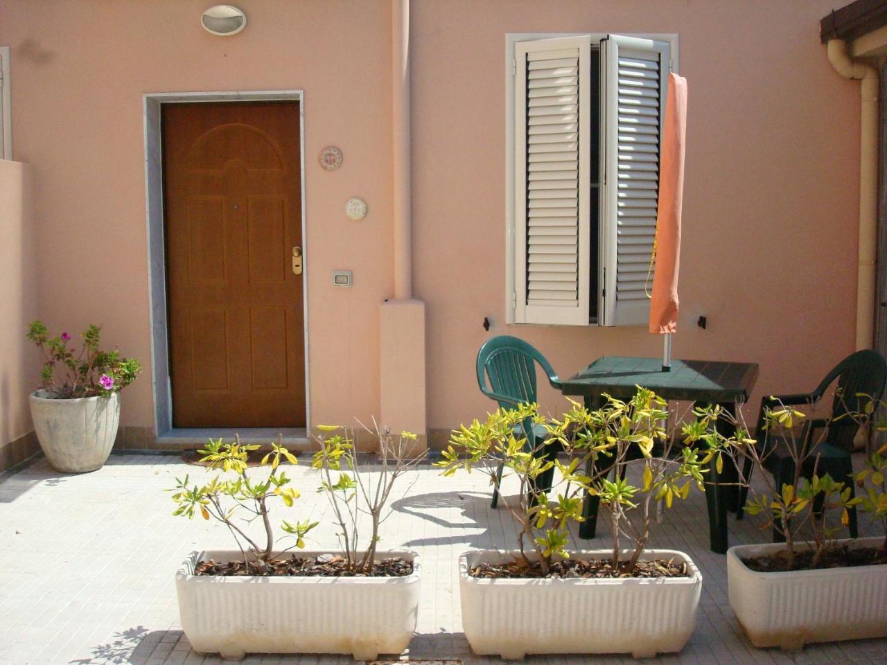 Butterfly Accommodation Alghero Exterior photo
